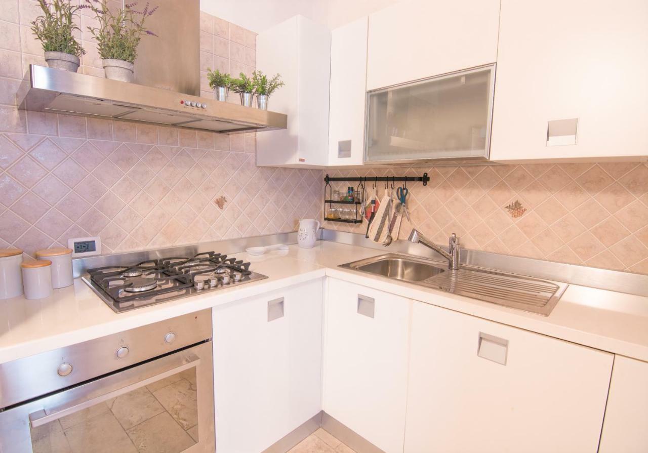 Apartment Modern In Historic Building