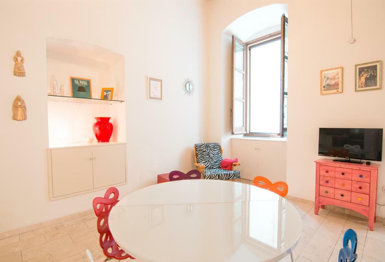 Appartement Modern In Historic Building *